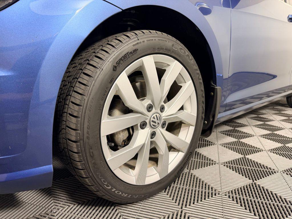 used 2018 Volkswagen Golf SportWagen car, priced at $9,995