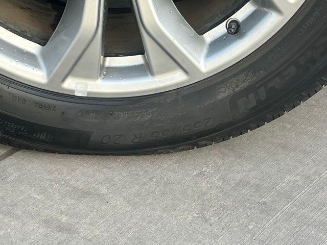 used 2024 Ford Explorer car, priced at $36,573