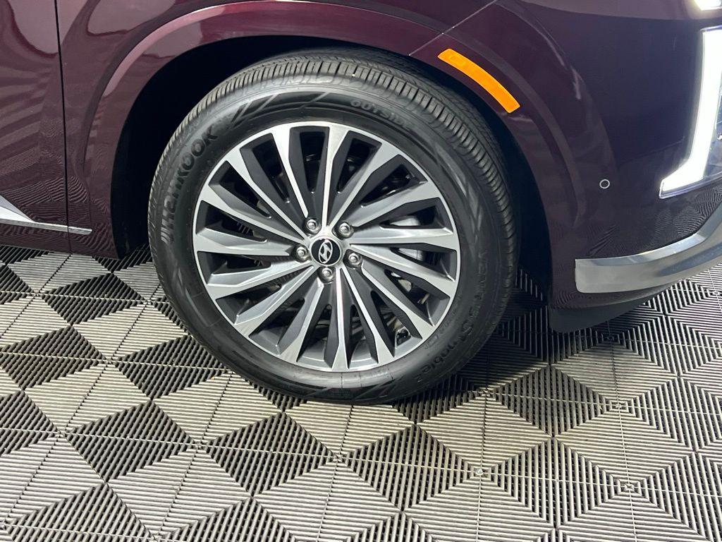 used 2024 Hyundai Palisade car, priced at $38,175