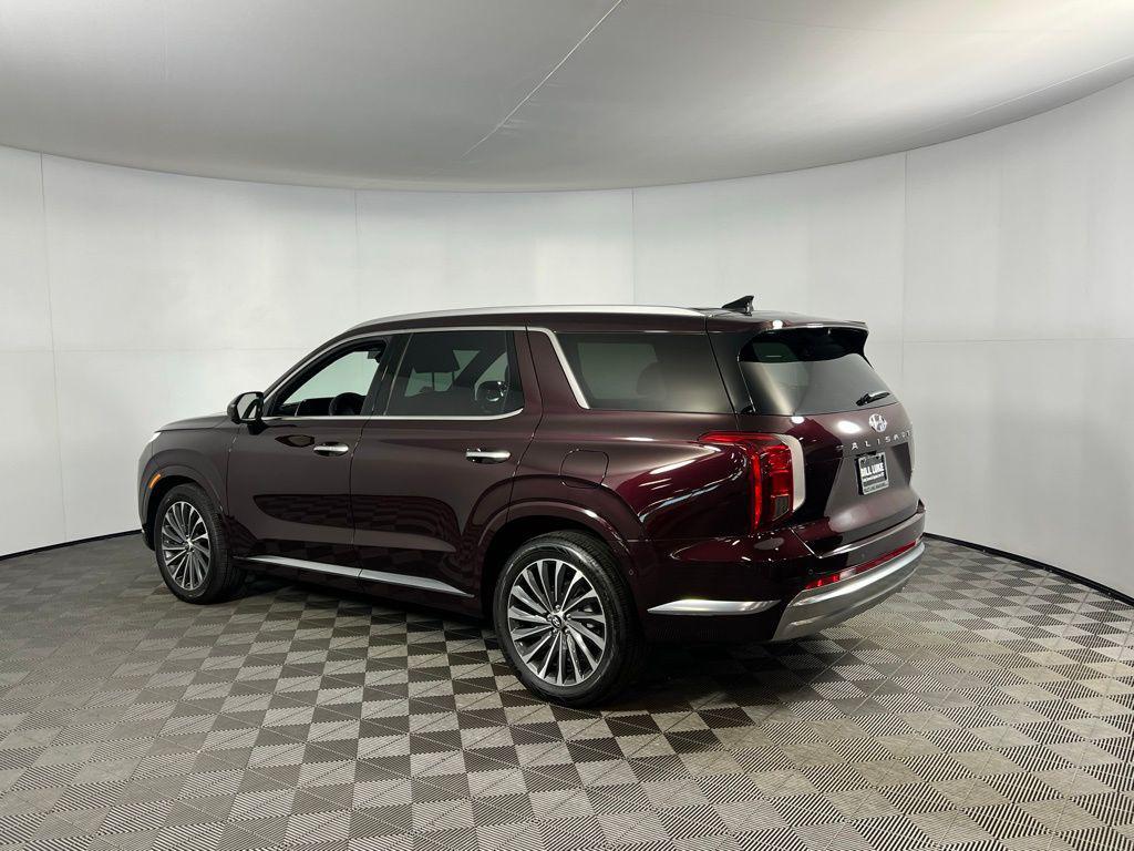 used 2024 Hyundai Palisade car, priced at $38,175