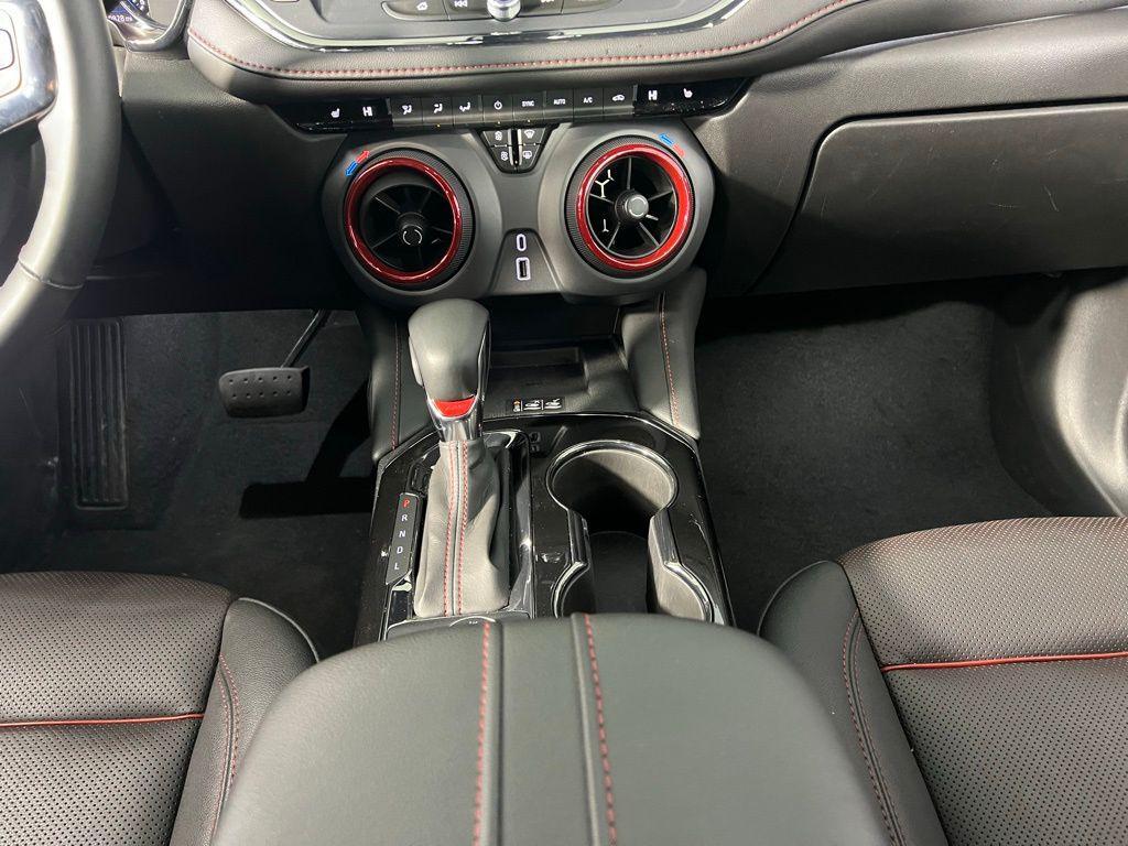 used 2025 Chevrolet Blazer car, priced at $31,973