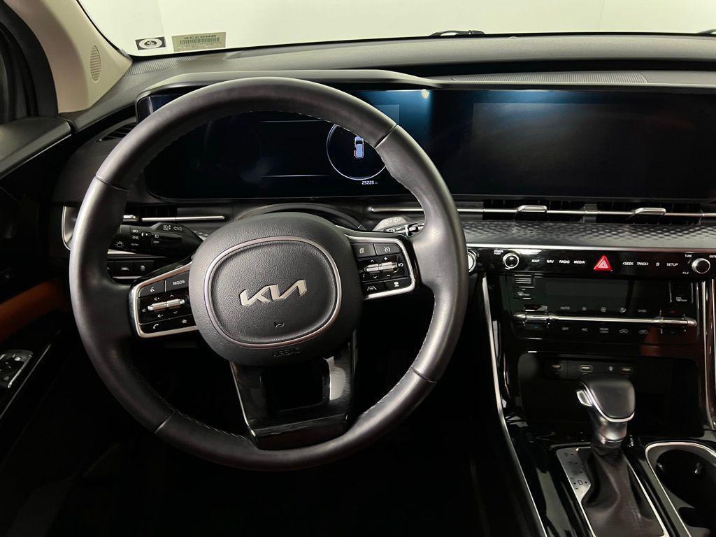 used 2024 Kia Carnival car, priced at $34,375