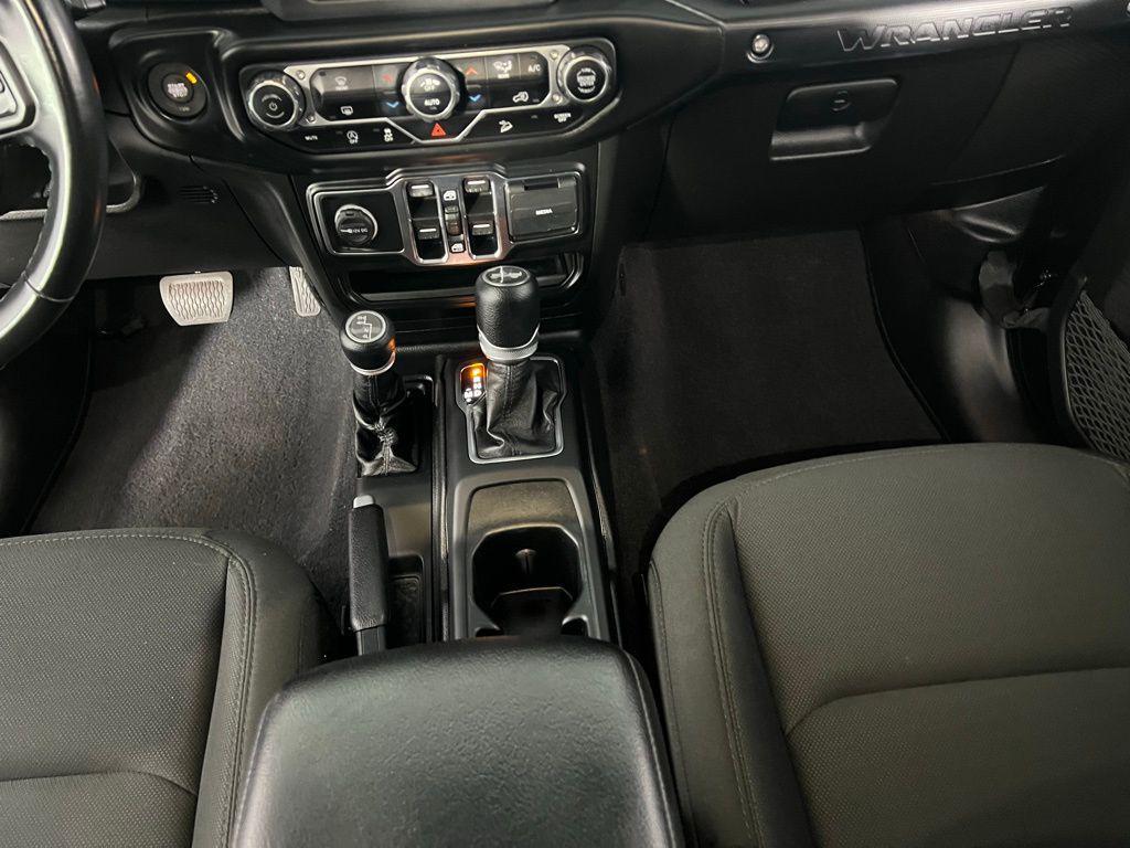 used 2021 Jeep Wrangler Unlimited car, priced at $29,173