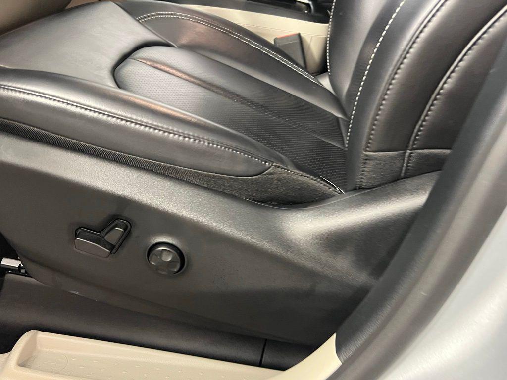 used 2023 Chrysler Pacifica car, priced at $35,175