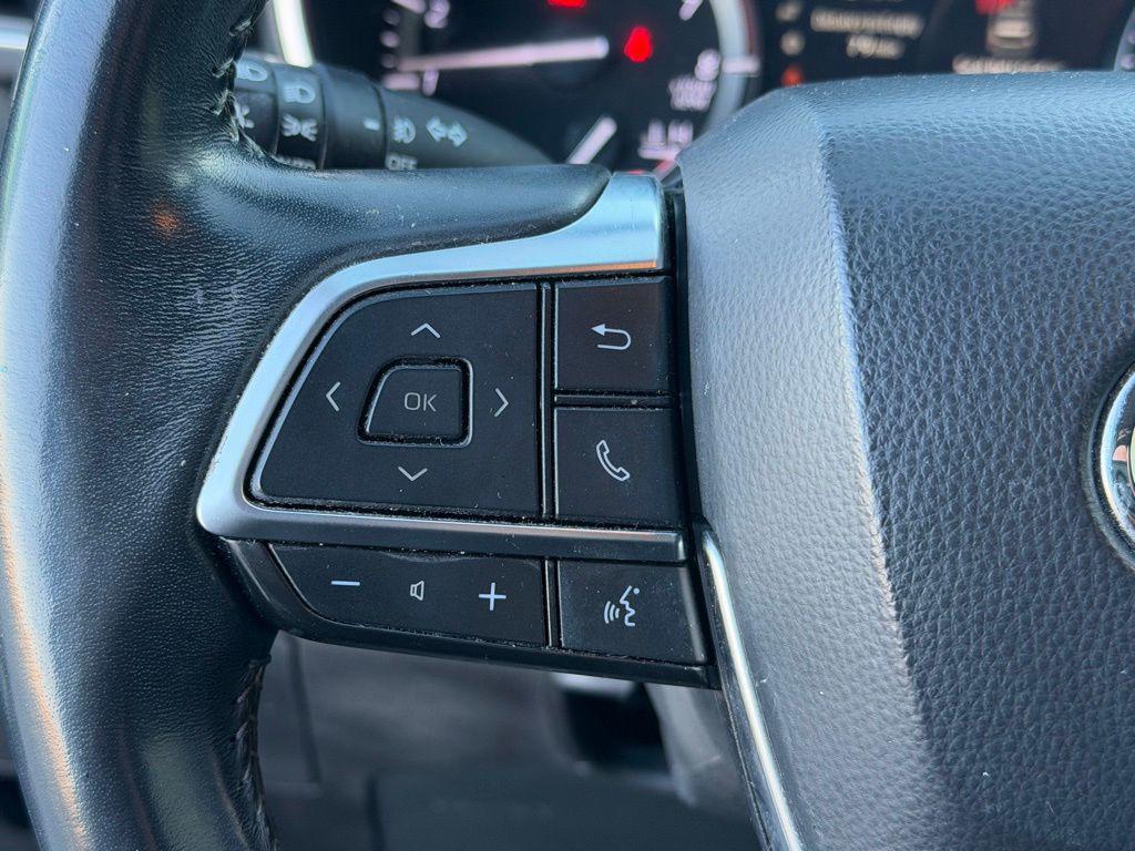 used 2021 Toyota Highlander car, priced at $24,973