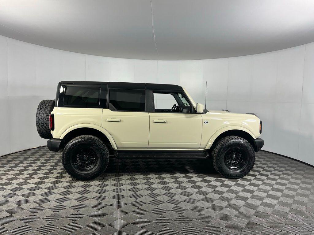 used 2025 Ford Bronco car, priced at $46,673