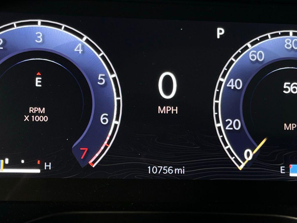 used 2024 Jeep Grand Cherokee car, priced at $34,473