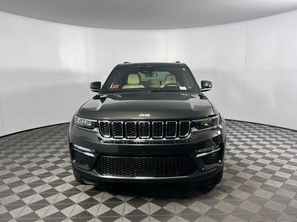 used 2024 Jeep Grand Cherokee car, priced at $34,473