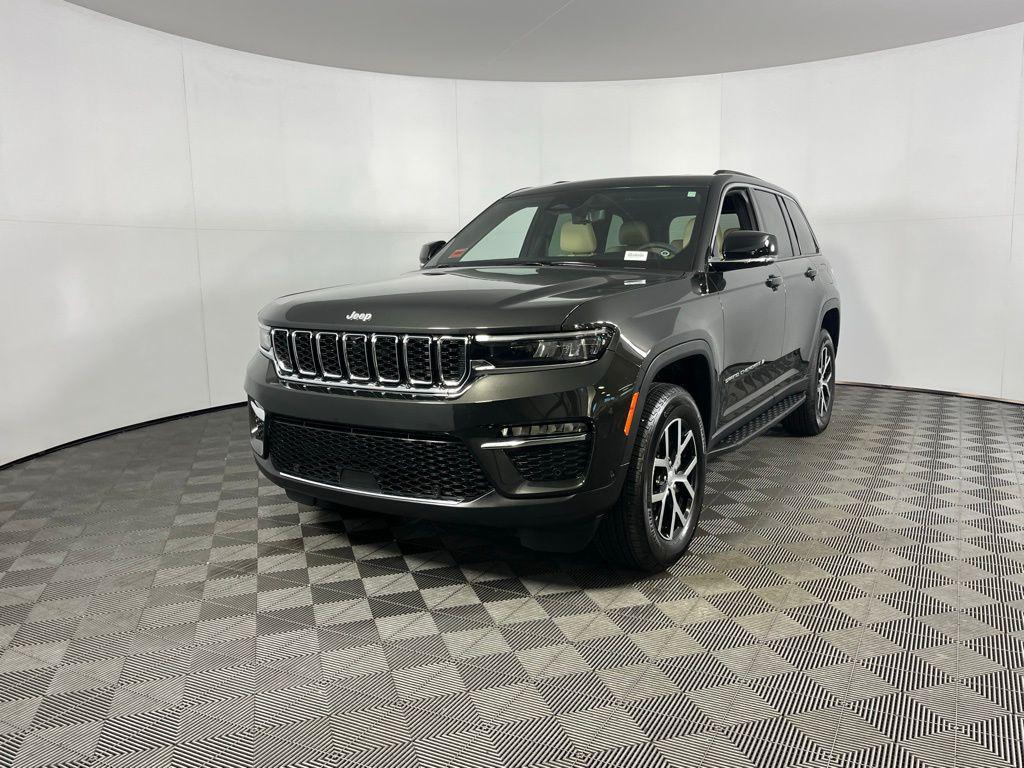 used 2024 Jeep Grand Cherokee car, priced at $34,473