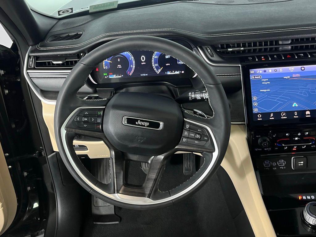 used 2024 Jeep Grand Cherokee car, priced at $34,473