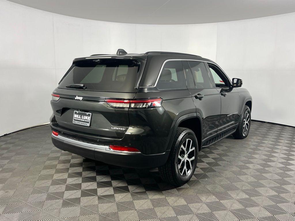 used 2024 Jeep Grand Cherokee car, priced at $34,473