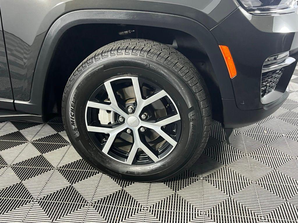 used 2024 Jeep Grand Cherokee car, priced at $34,473