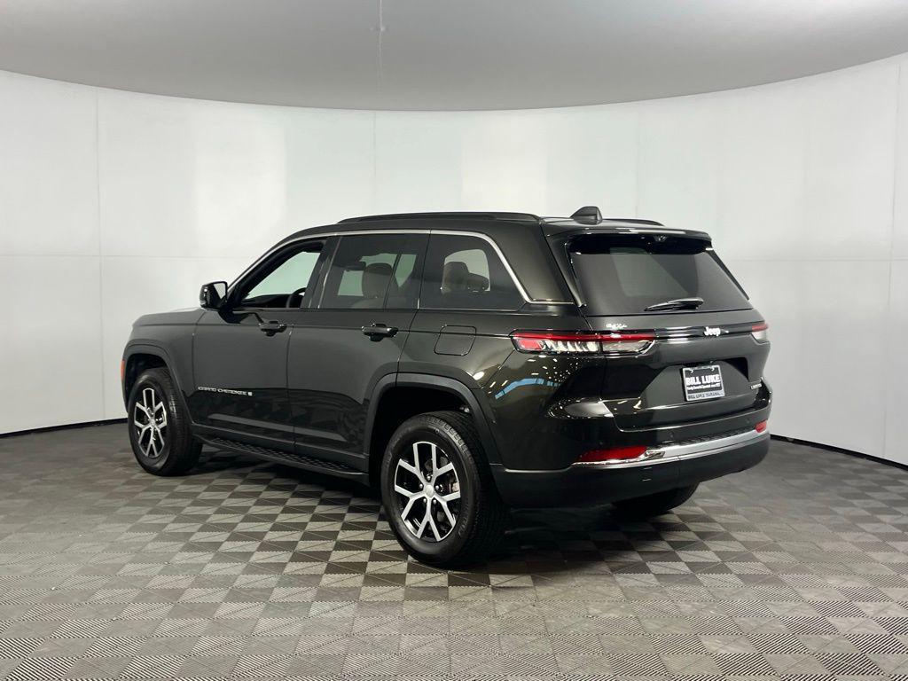 used 2024 Jeep Grand Cherokee car, priced at $34,473