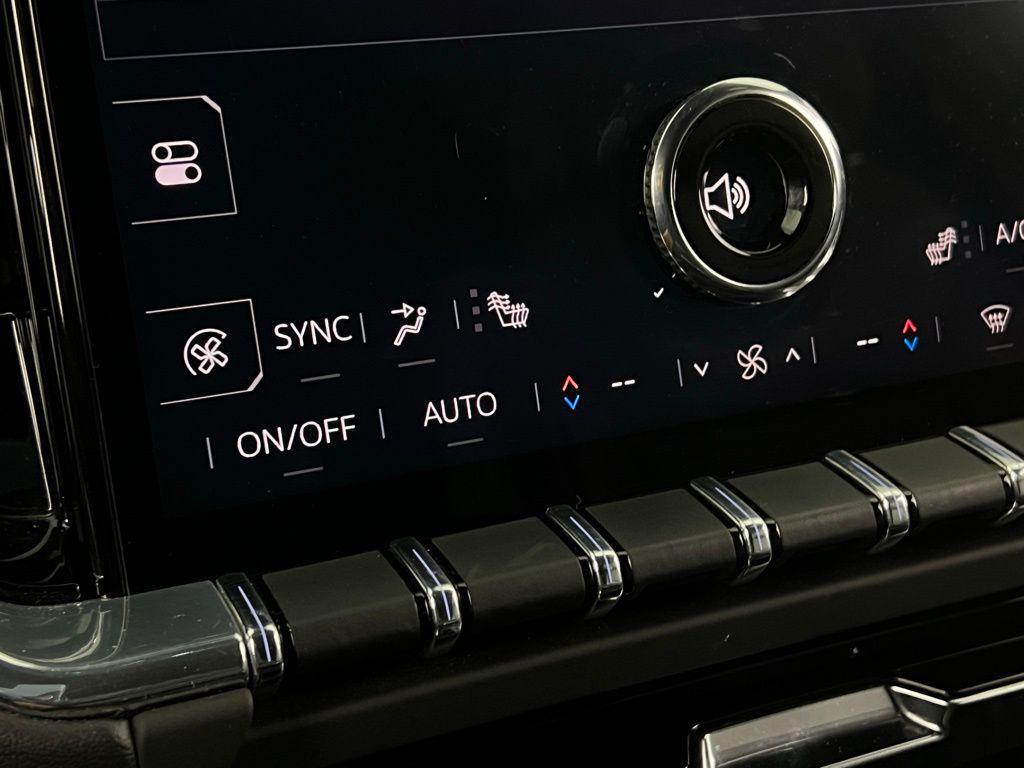 used 2025 GMC Yukon car, priced at $68,473