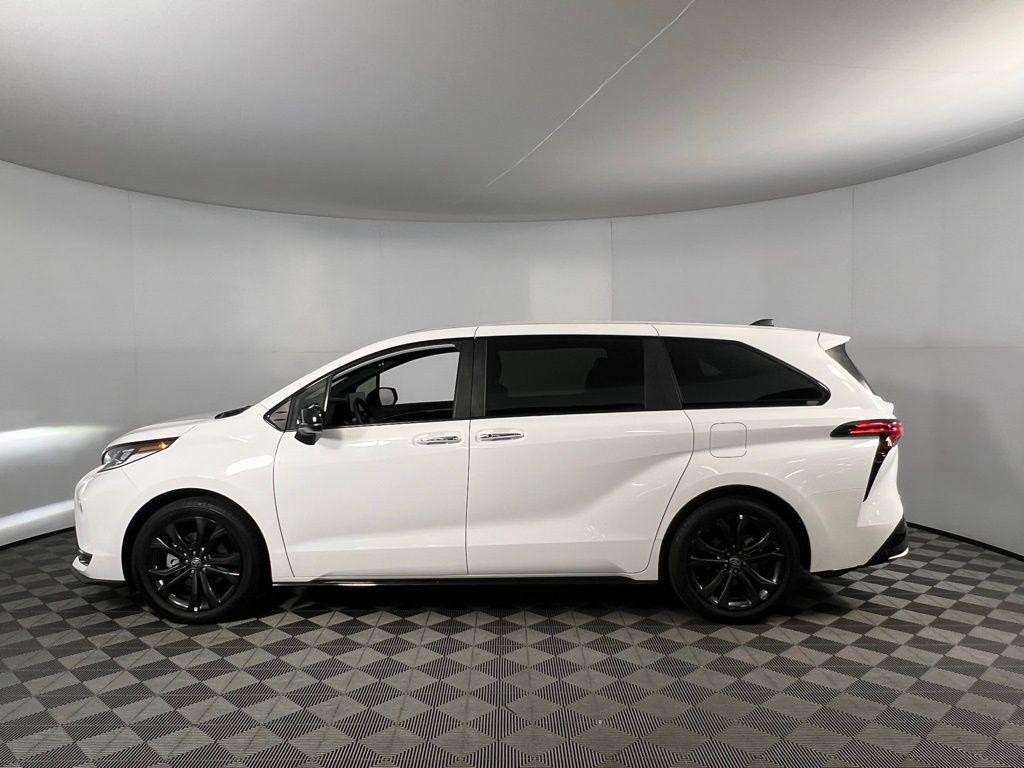 used 2025 Toyota Sienna car, priced at $49,973