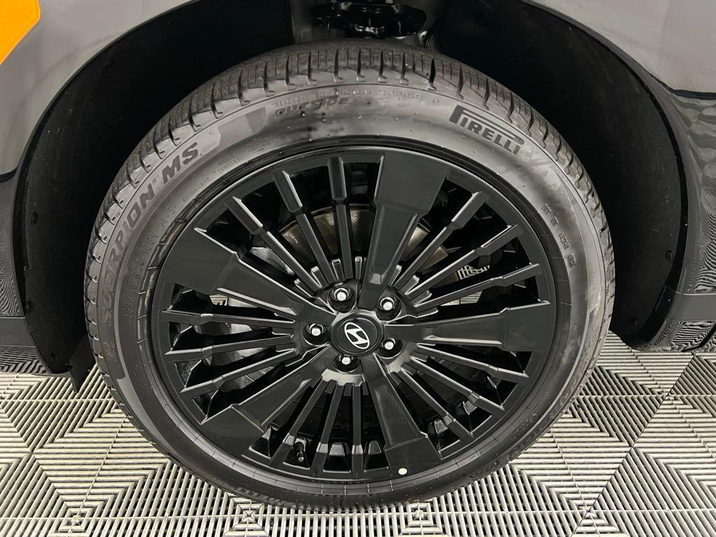 used 2025 Hyundai SANTA FE HEV car, priced at $36,975