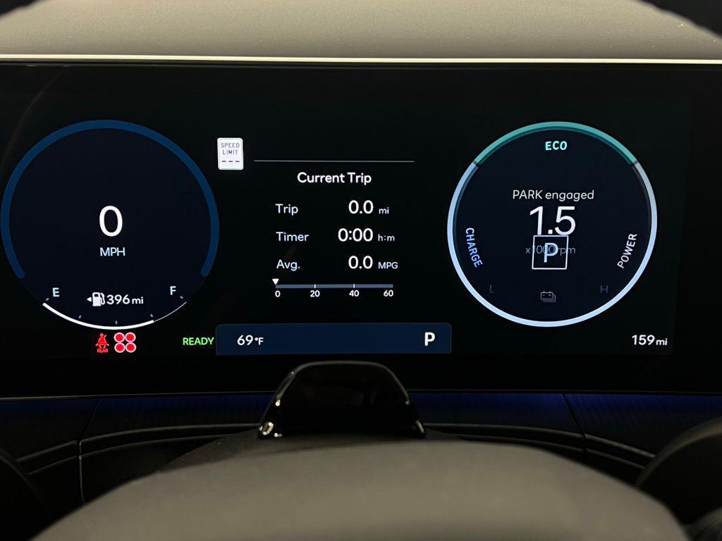 used 2025 Hyundai SANTA FE HEV car, priced at $36,975