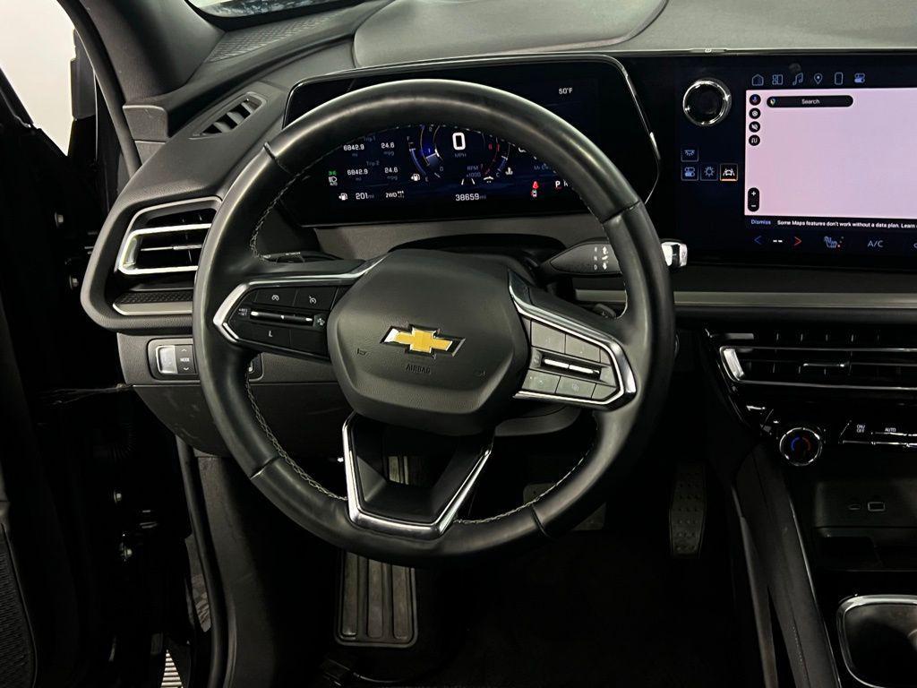 used 2024 Chevrolet Traverse car, priced at $34,473