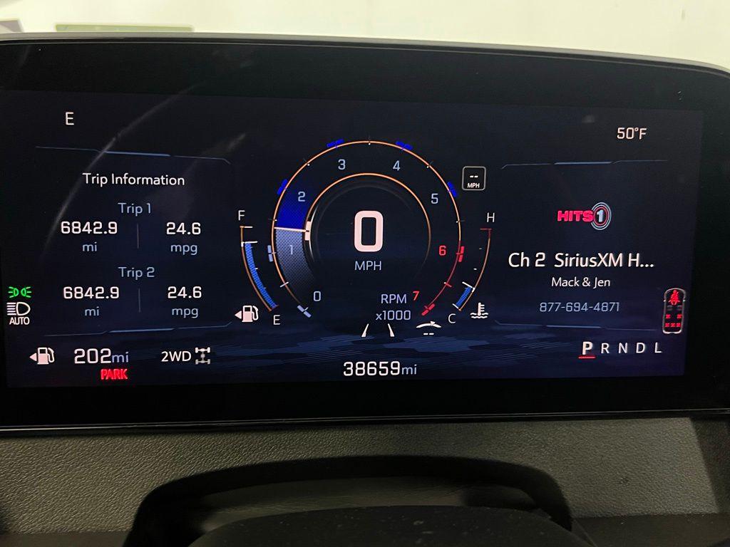 used 2024 Chevrolet Traverse car, priced at $34,473