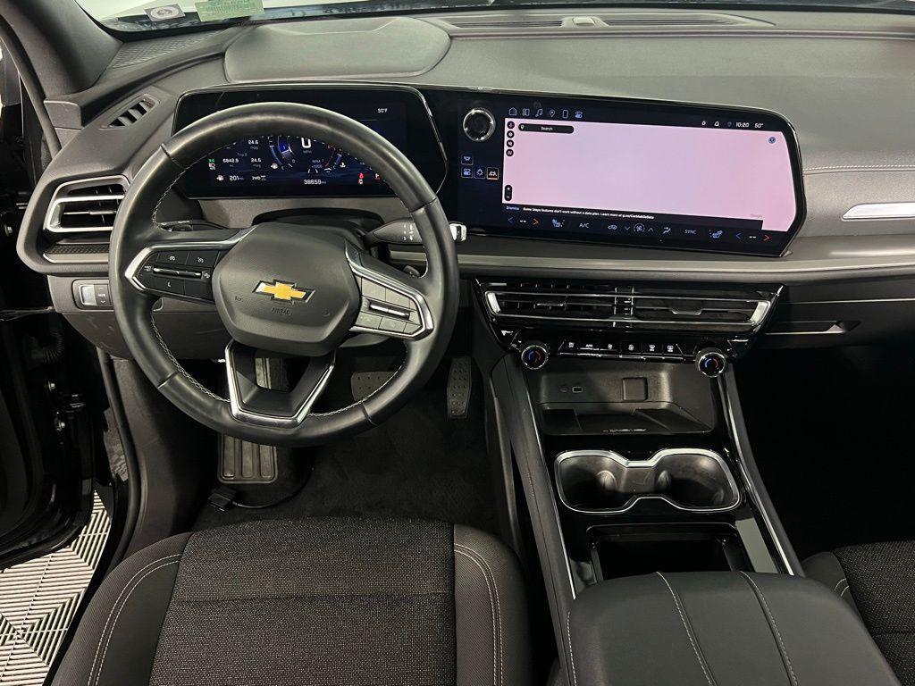 used 2024 Chevrolet Traverse car, priced at $34,473