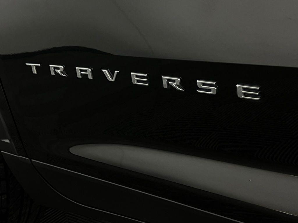 used 2024 Chevrolet Traverse car, priced at $34,473