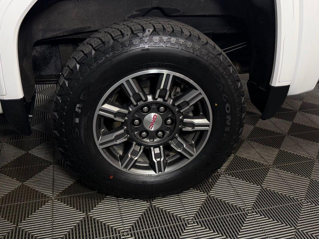 used 2024 GMC Sierra 1500 car, priced at $49,873