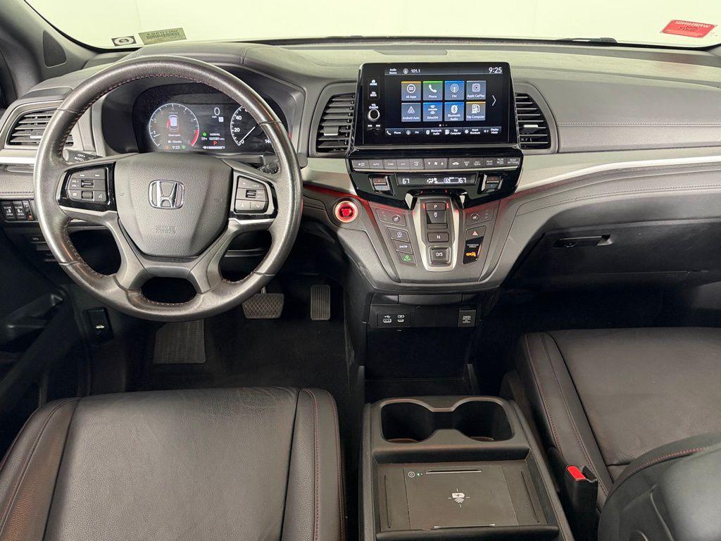 used 2025 Honda Odyssey car, priced at $37,673