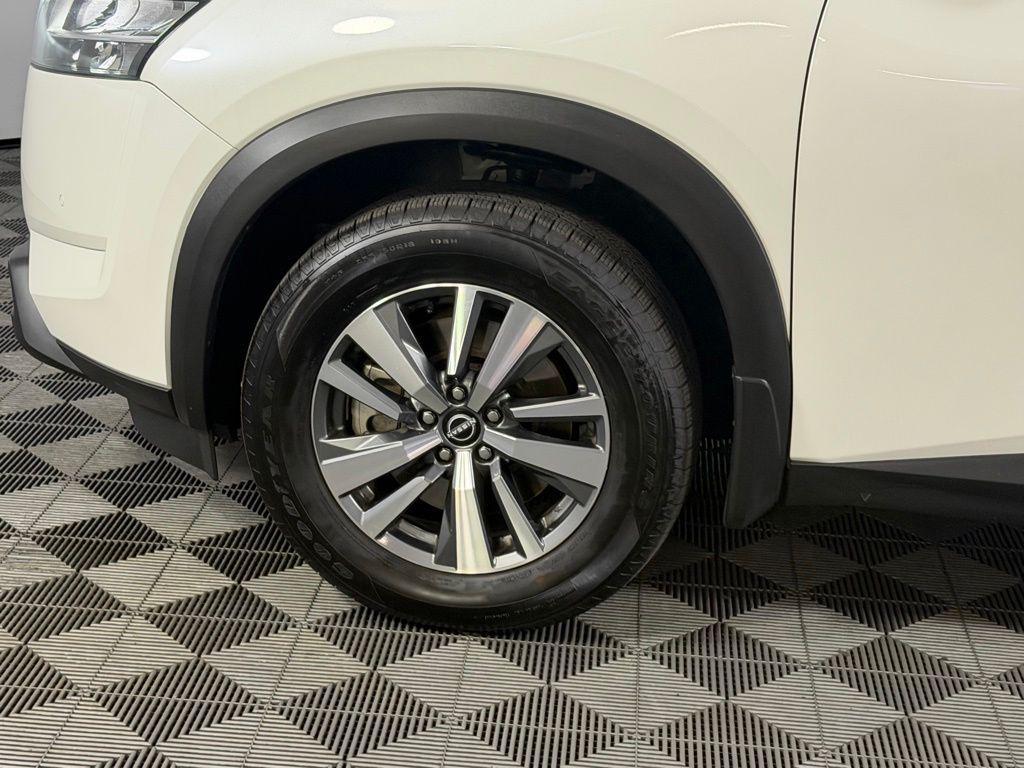used 2024 Nissan Pathfinder car, priced at $31,873