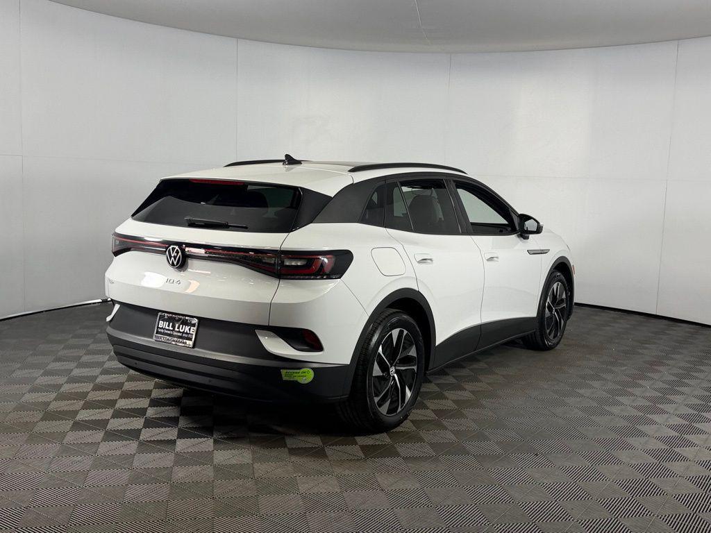 used 2022 Volkswagen ID.4 car, priced at $18,675