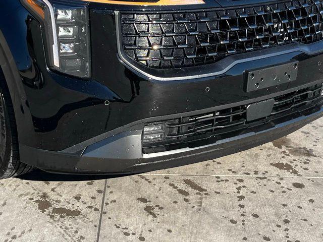 used 2025 Kia Carnival Hybrid car, priced at $43,973