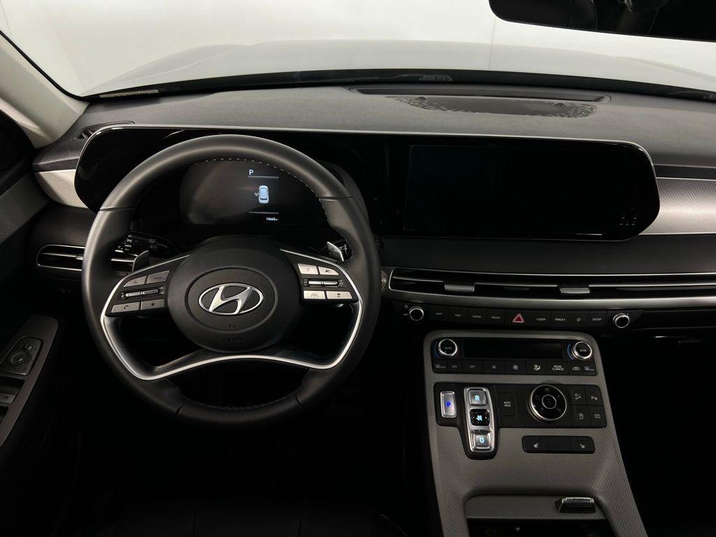 used 2025 Hyundai Palisade car, priced at $40,173
