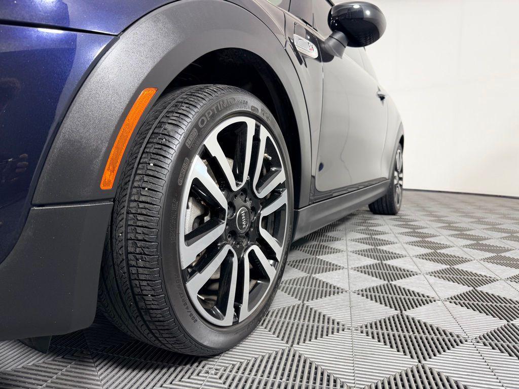 used 2021 MINI Hardtop car, priced at $21,675