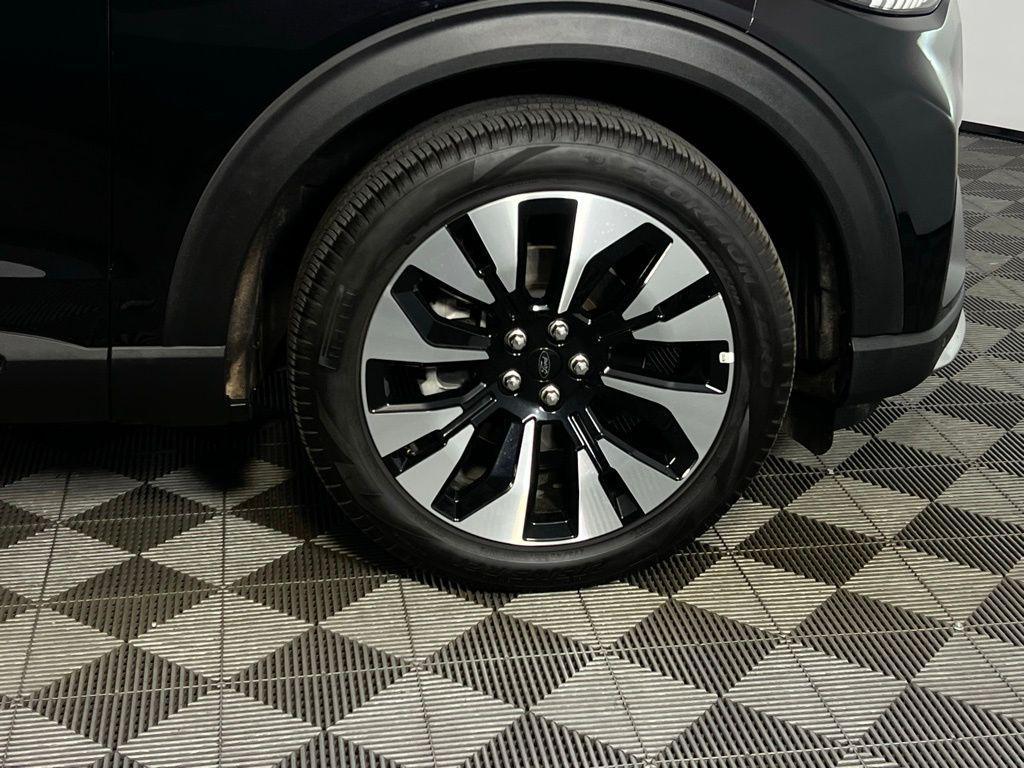 used 2025 Ford Explorer car, priced at $43,973