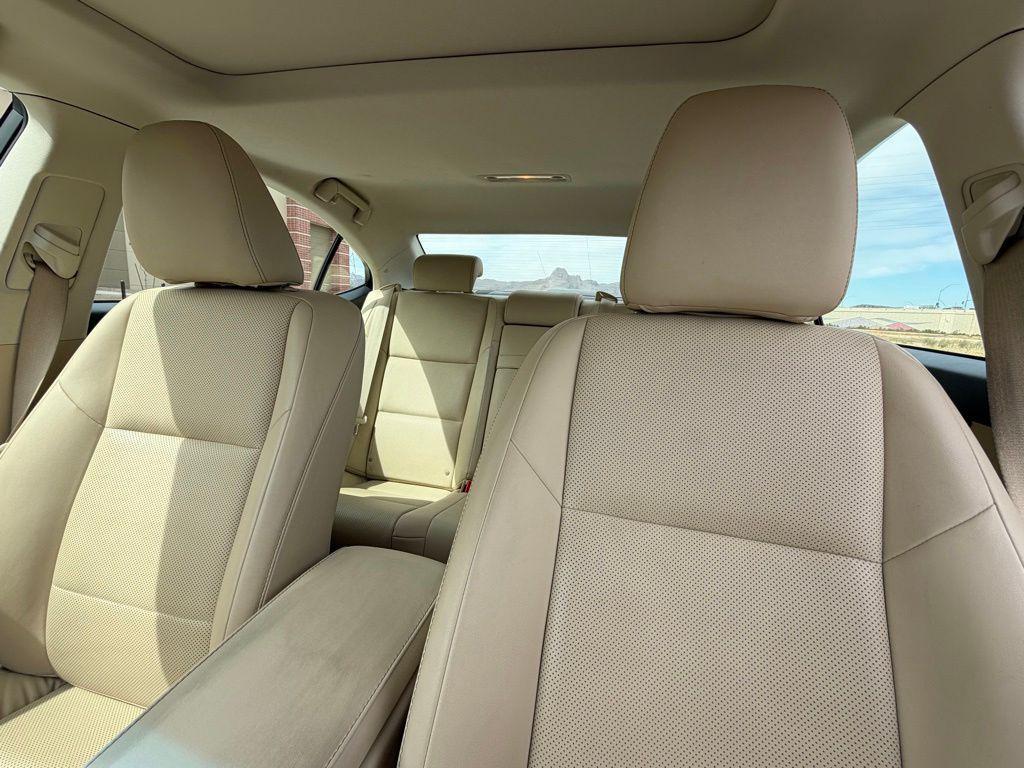 used 2014 Lexus ES 350 car, priced at $18,395