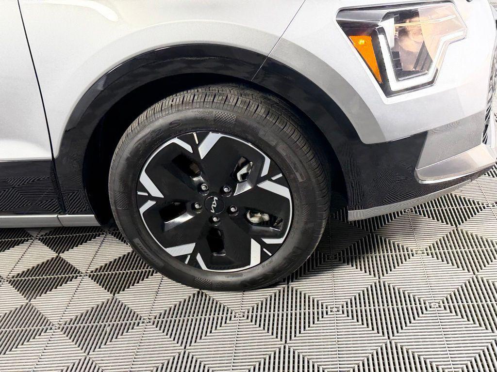 used 2025 Kia Niro EV car, priced at $29,373