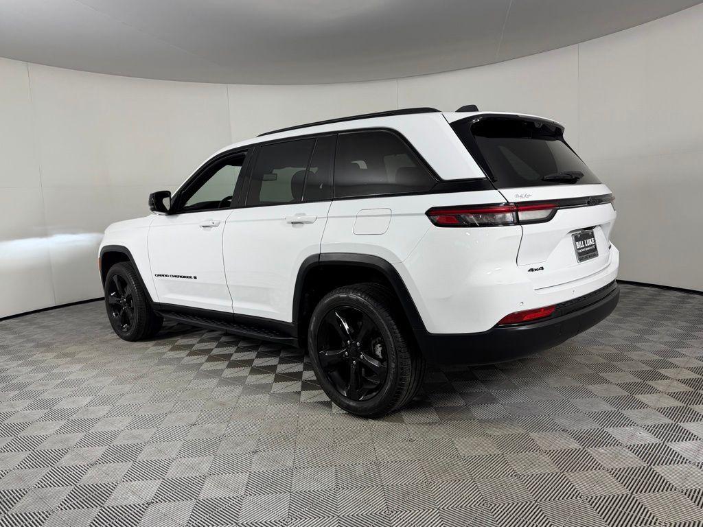 used 2024 Jeep Grand Cherokee car, priced at $36,973