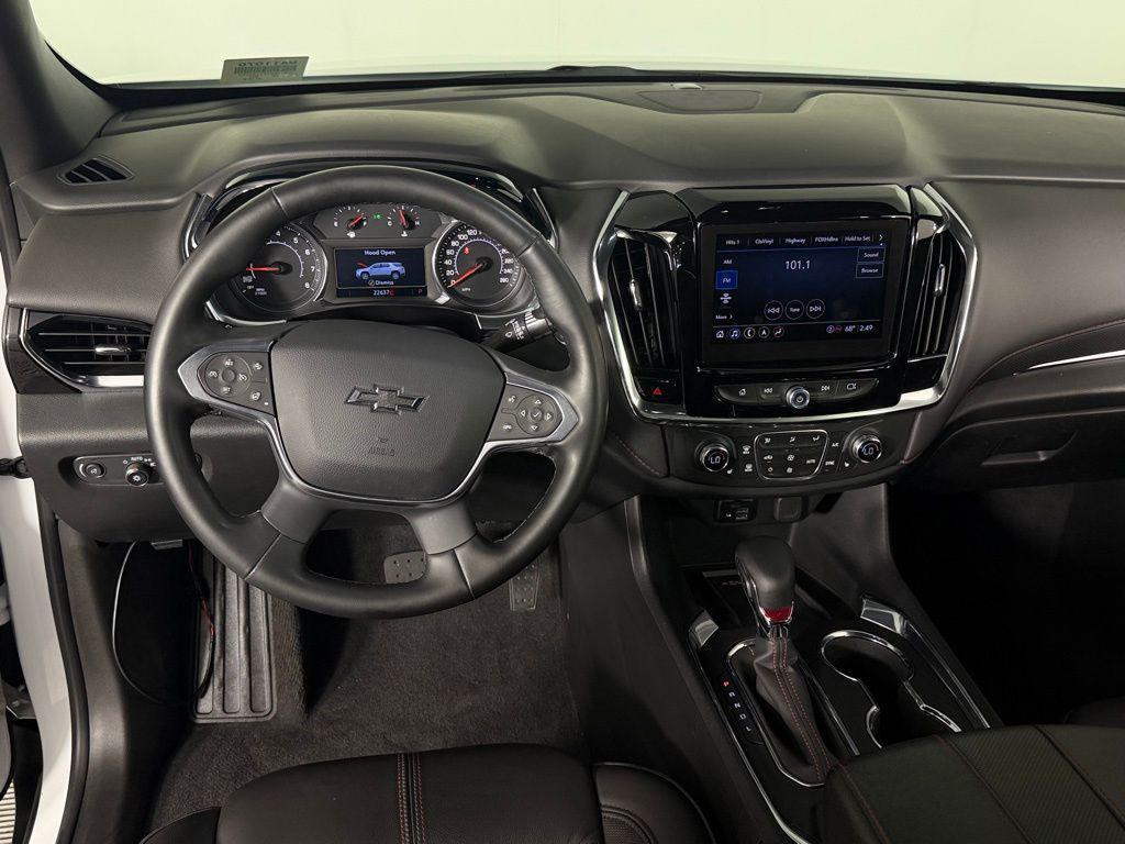 used 2023 Chevrolet Traverse car, priced at $41,173