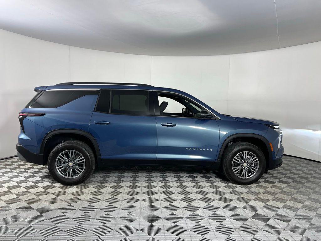 used 2025 Chevrolet Traverse car, priced at $34,973