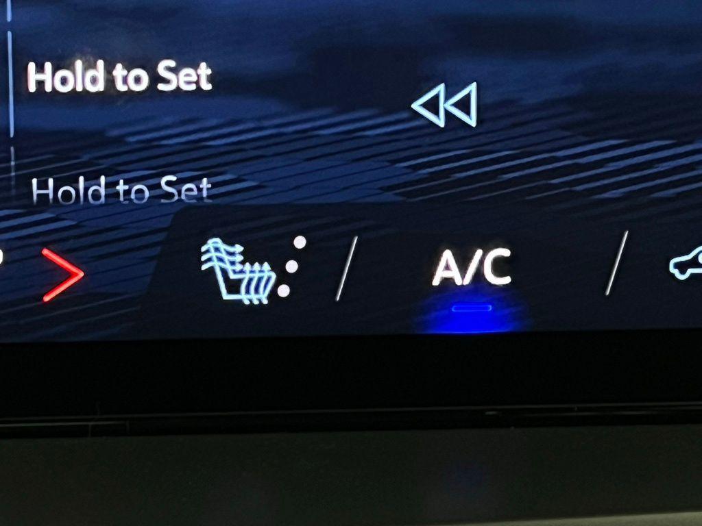 used 2025 Chevrolet Traverse car, priced at $34,973