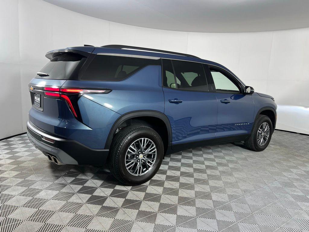 used 2025 Chevrolet Traverse car, priced at $34,973