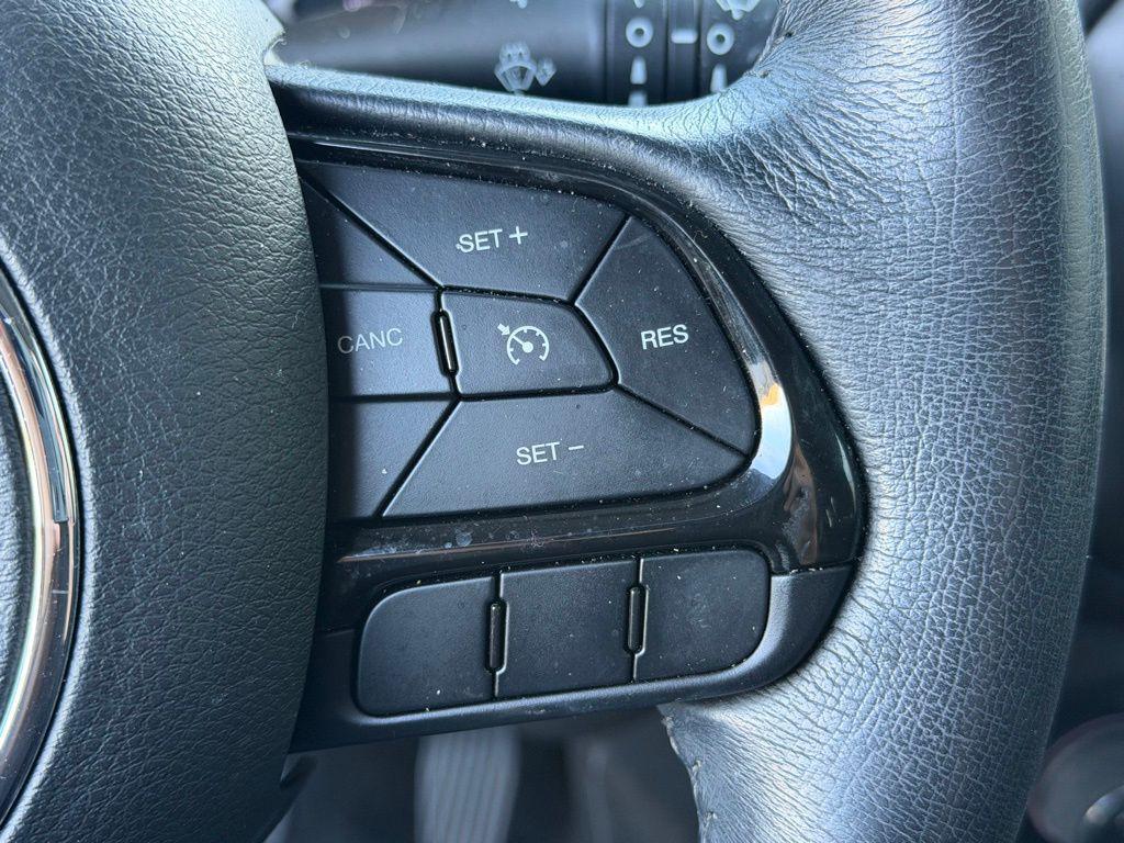 used 2020 Jeep Renegade car, priced at $15,995