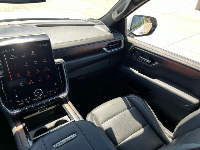 used 2025 GMC Yukon XL car, priced at $69,373
