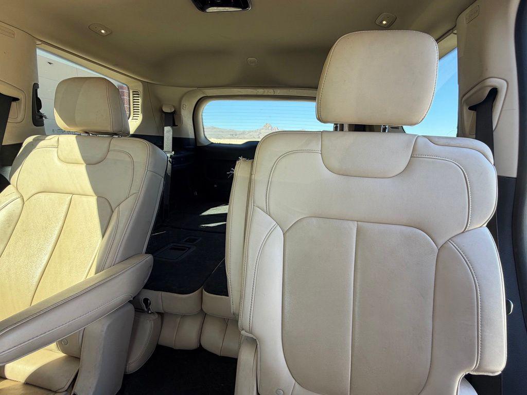 used 2021 Jeep Grand Cherokee L car, priced at $25,373