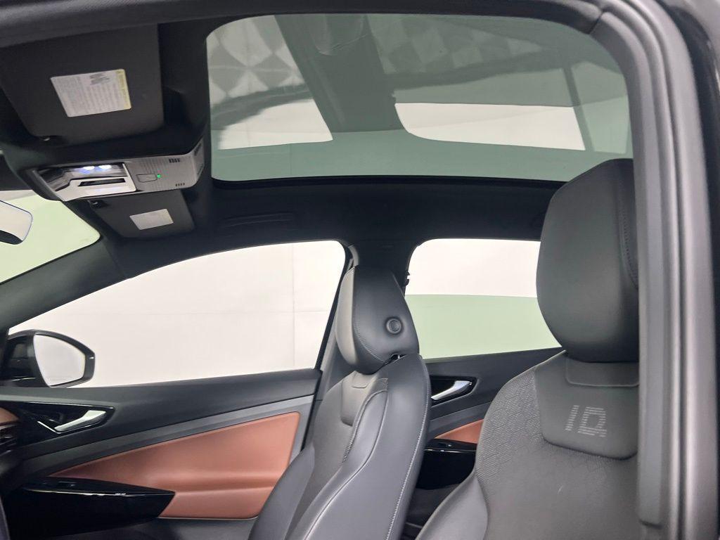 used 2022 Volkswagen ID.4 car, priced at $16,975