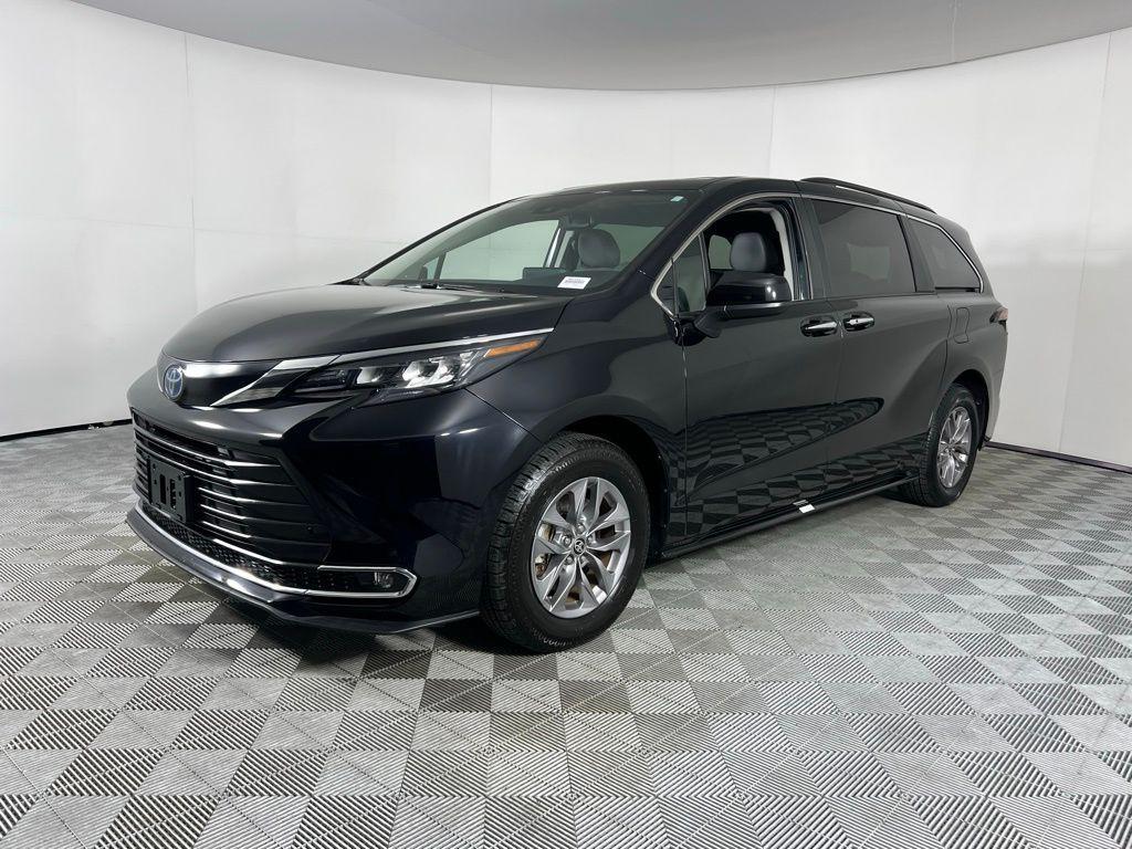 used 2024 Toyota Sienna car, priced at $37,673
