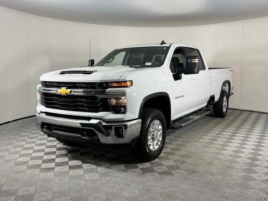 used 2025 Chevrolet Silverado 3500 car, priced at $58,973