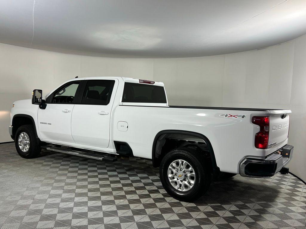 used 2025 Chevrolet Silverado 3500 car, priced at $58,973