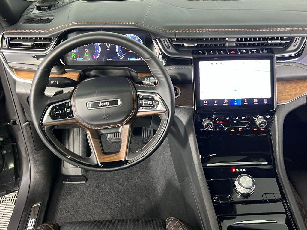 used 2023 Jeep Grand Cherokee car, priced at $38,375