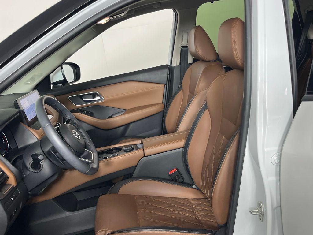 used 2024 Nissan Rogue car, priced at $33,173