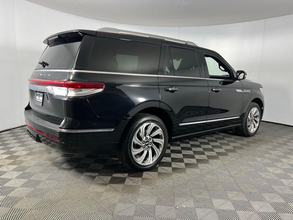 used 2024 Lincoln Navigator car, priced at $63,373